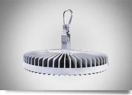 High Bay Vigilant LED Dialight: suspension industrielle garantie 10 ans